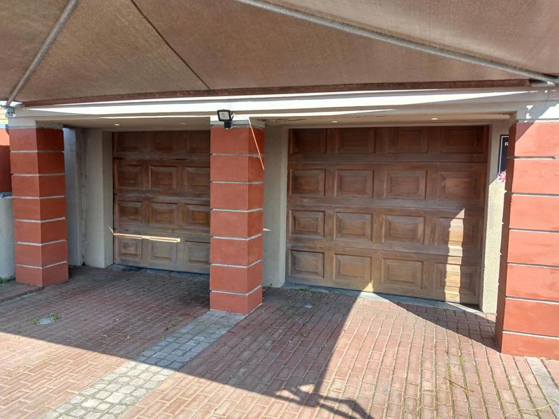 4 Bedroom Property for Sale in Soneike Western Cape